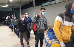 "10" نقابات ترفع شكوى للعمل الدولية بشأن معاملة إسرائيل لعمال فلسطينيين