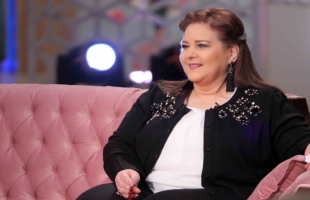 تفاصيل وصية دلال عبد العزيز وسر عشقها للسبحة الحمراء