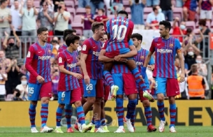 برشلونة يتصدر ترتيب الدوري الإسباني بالعلامة الكاملة وبيتيس وصيفًا