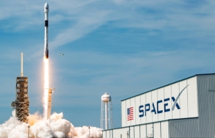 سبيس إكس تطلق 29 قمرا ستارلينك جديد فى مدار أرضى منخفض