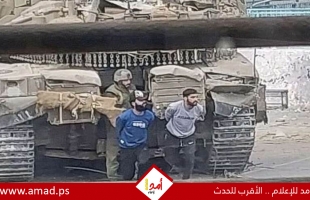 "نيويورك تايمز": إسرائيل تكرر استخدام الفلسطينيين كدروع بشرية بالضفة الغربية