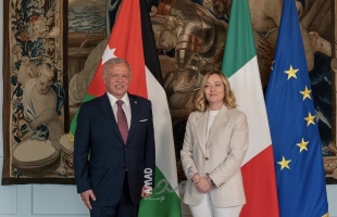 الملك عبد الله: العملية العسكرية الإسرائيلية في الضفة تنذر بتوسع الصراع