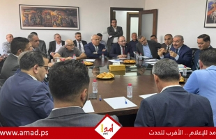 أزمة فائض الشيكل تهدد الاقتصاد الفلسطيني: خبراء يدعون لتحول رقمي وتوحيد الجهود