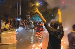 مع تصاعد الاحتجاجات..إيران تفرض قيوداً على الوصول إلى الإنترنت- فيديو