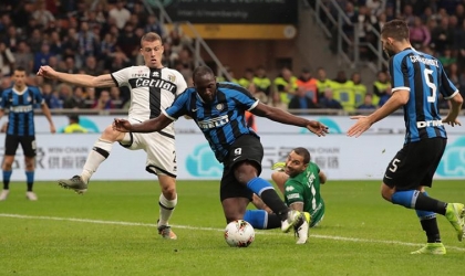 روما يكشف عورات إنتر ميلان قبل صدام برشلونة في دوري الأبطال