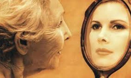 وصفات طبيعية لعلاج علامات شيخوخة البشرة