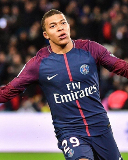 ريال مدريد يعلن نقل مبابي للمستشفى بعد التعادل مع الهلال السعودي