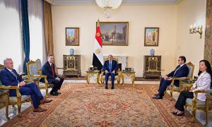 السيسي خلال استقباله مدير المخابرات الأمريكية: نرفض أي اعتداءات على الدول العربية وندعم اتفاقاً شاملاً مع إيران